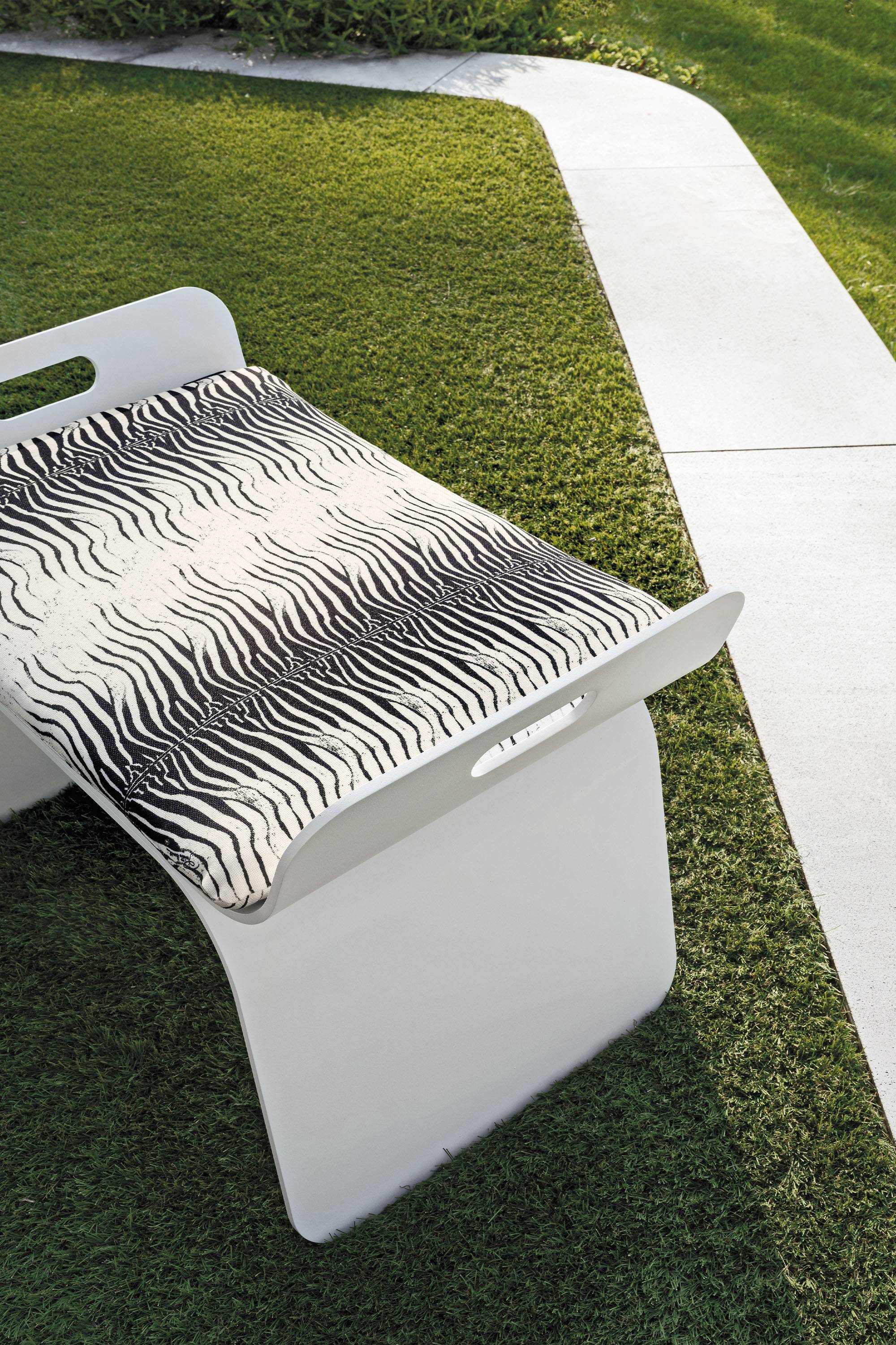 RCHI_2023_WHITE-&-WILD_catalogue_0061