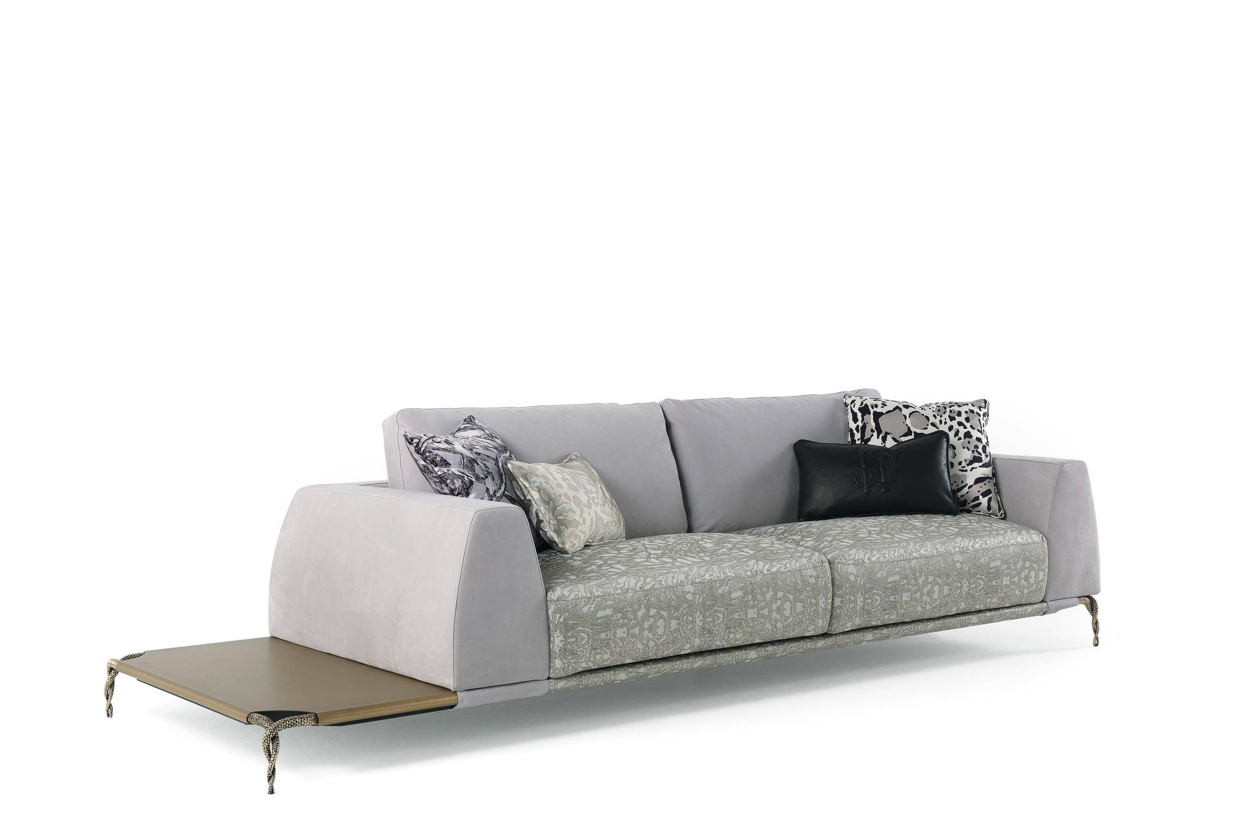 RCHI_VIKTORIA_2-seater-sofa_VIK.211.ABX_2020_02.jpg
