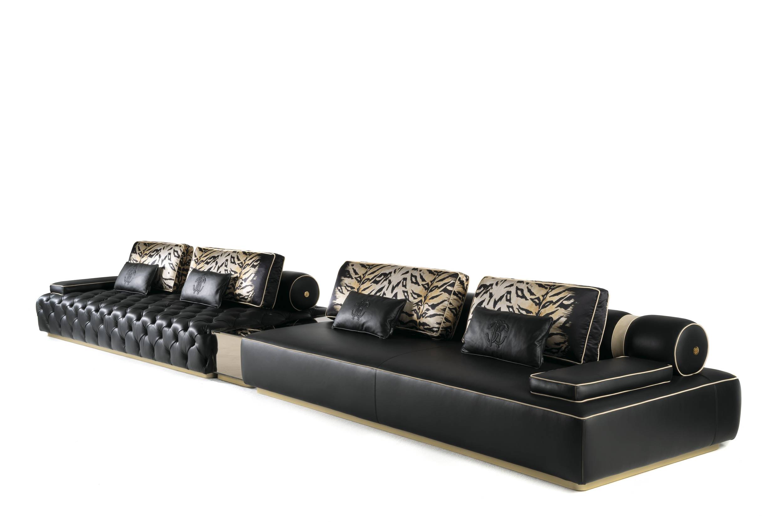 RCHI_DARLINGTON-LOW_modular-sofa_composition-B_2021_02.jpg