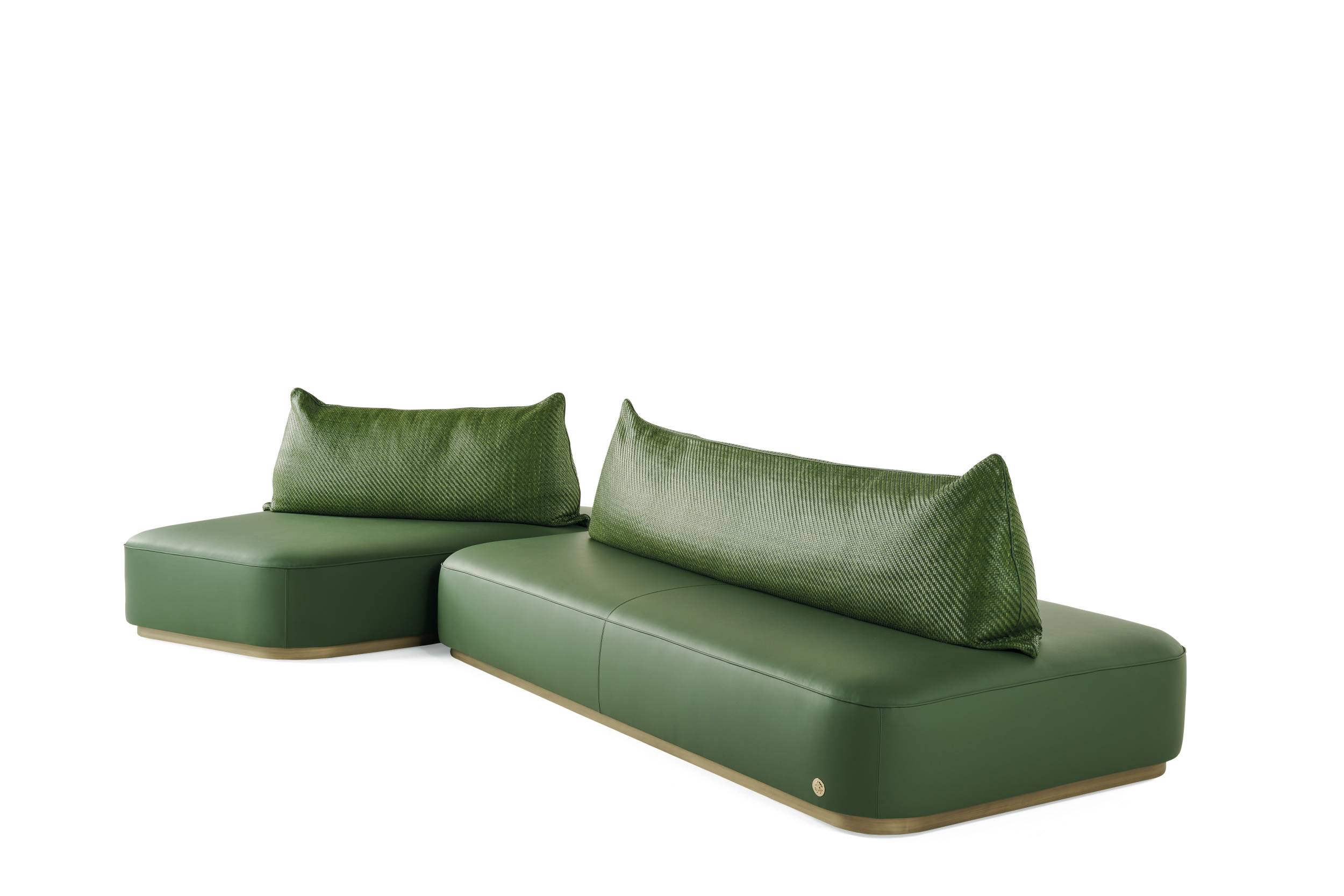 RCHI_BALTIMORA_sectional-sofa_2026_04.jpg