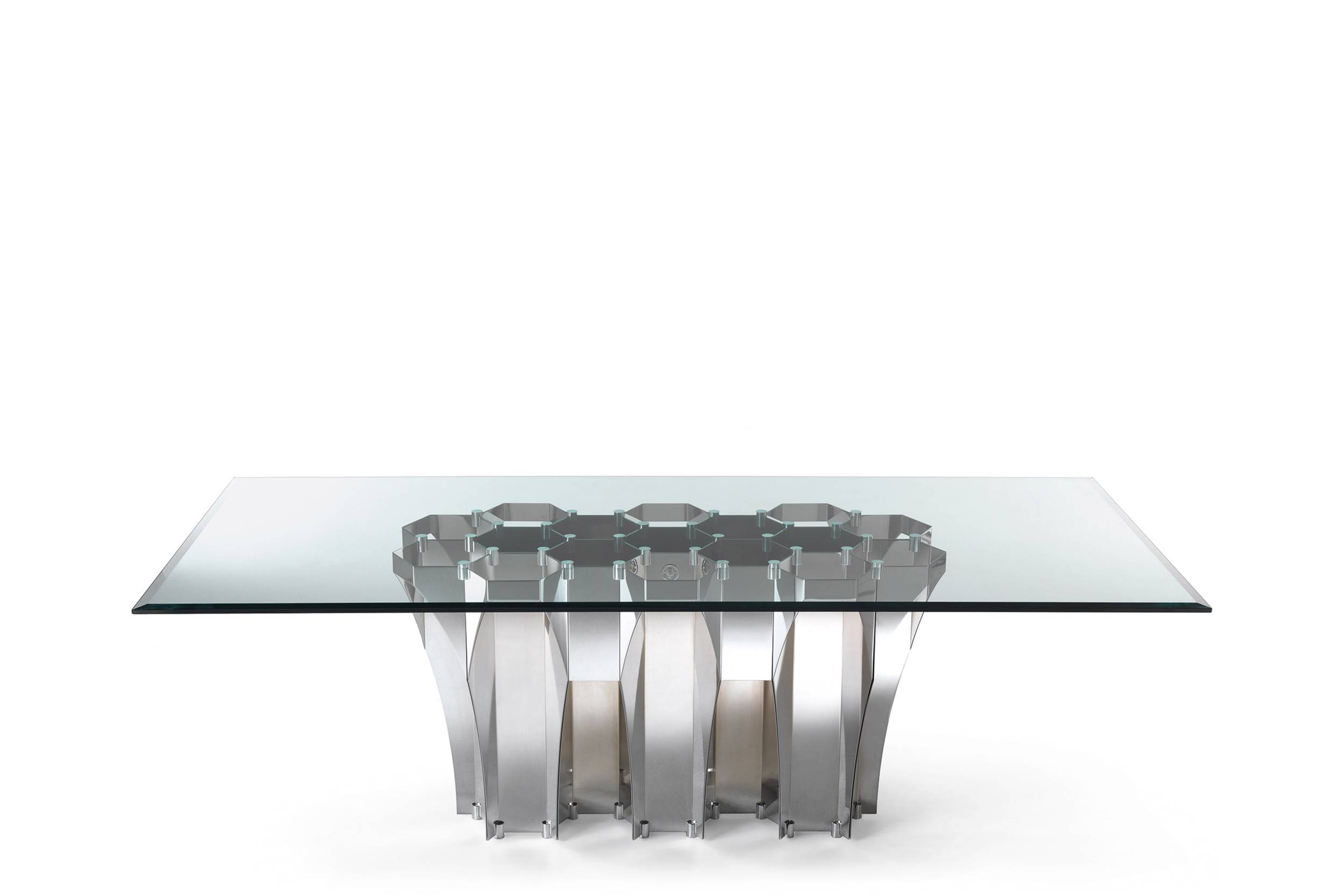 RCHI_SOHO_dining-table_SOH.122.AMX_2014_01.jpg