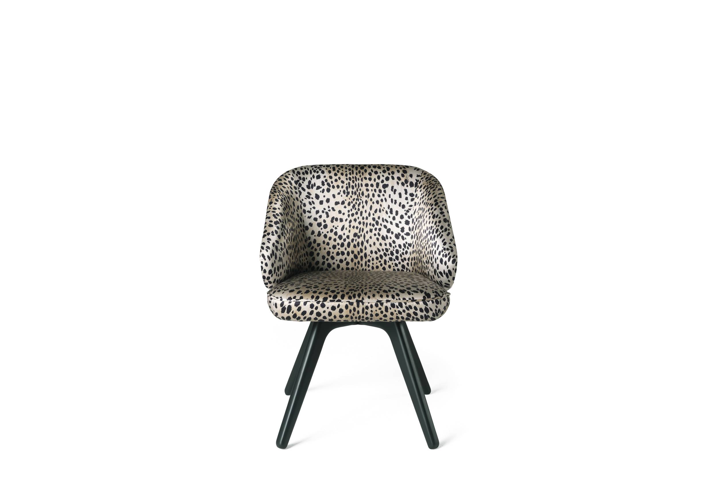 RCHI_KEY-WEST_chair_KEY.132.AHX_2021_01a.jpg