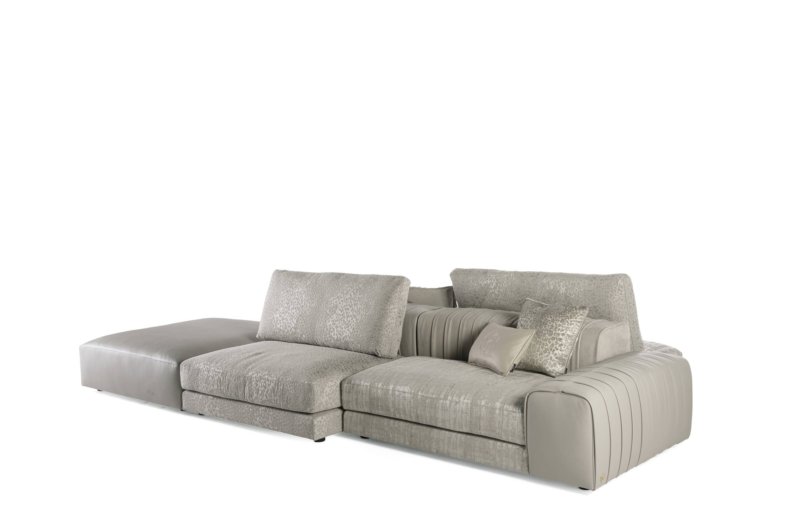 RCHI_KINGSTON_sectional-sofa_composition-1_2022_06.jpg