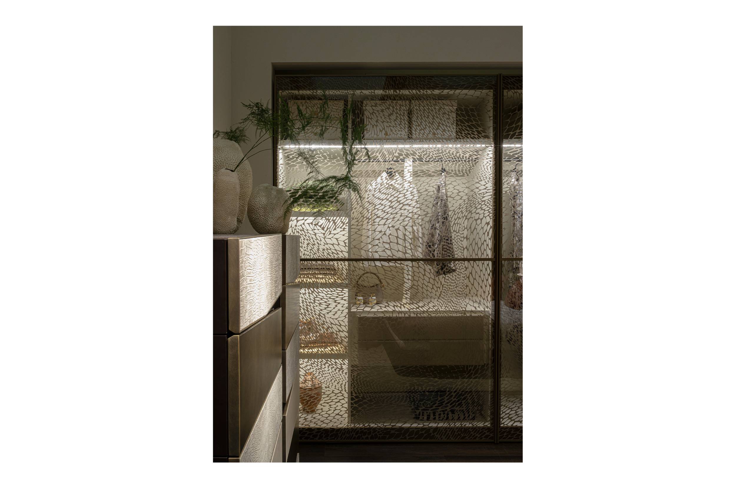RCHI_ALCOBA_wardrobe_2026_01d.jpg